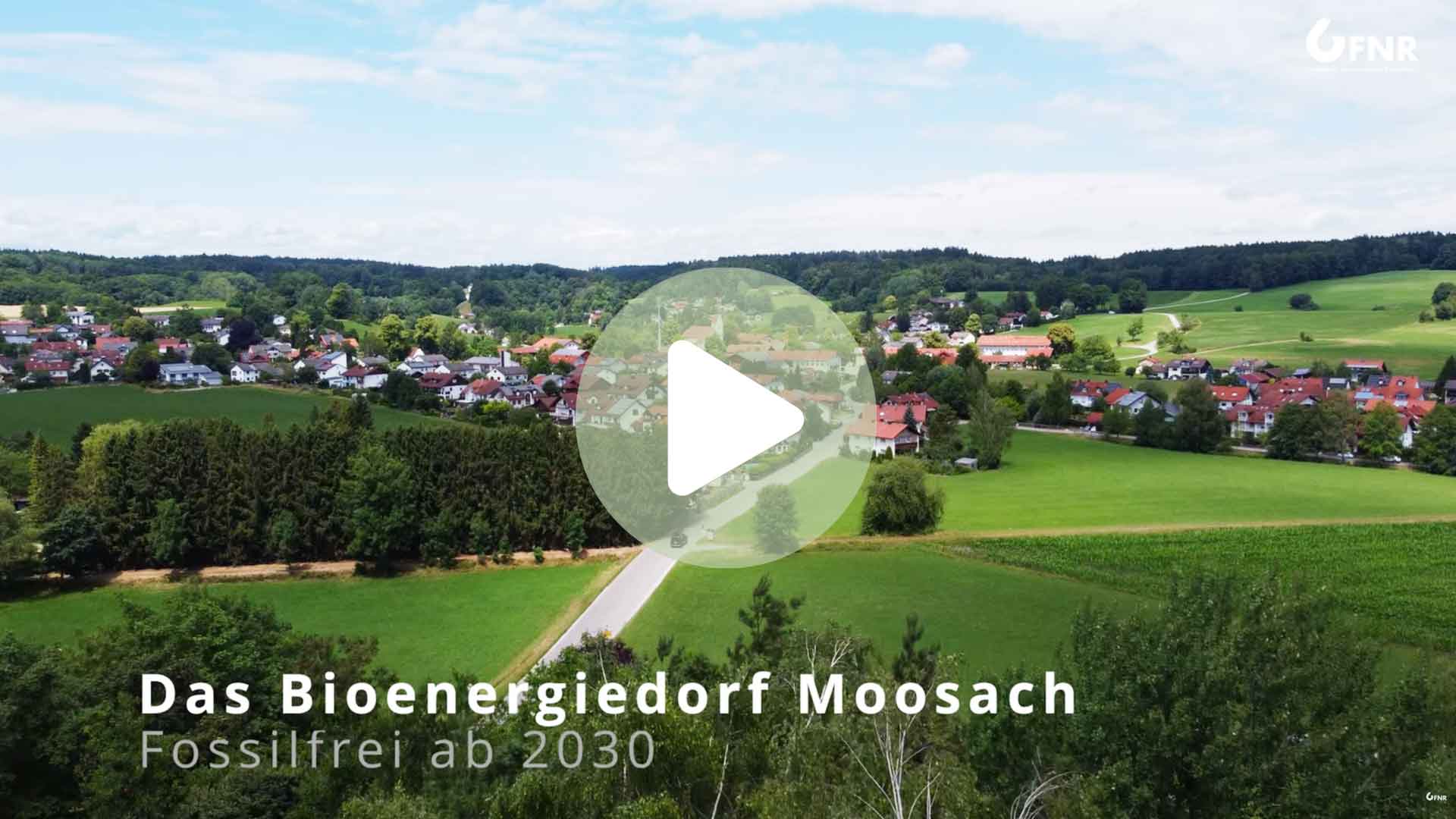 Das Bioenergiedorf Moosach. Bildlink zum Videobeitrag auf Youtube