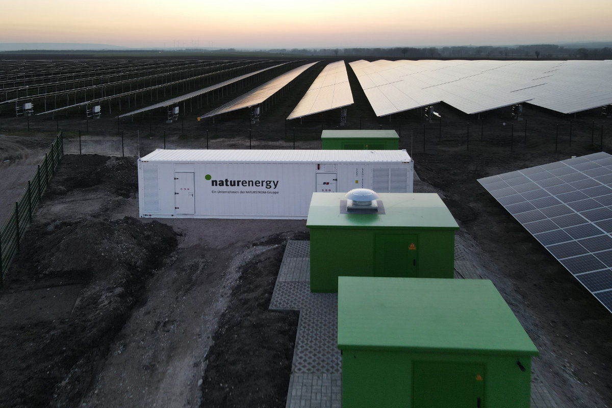 Solarpark Henschleben mit Batteriespeicher